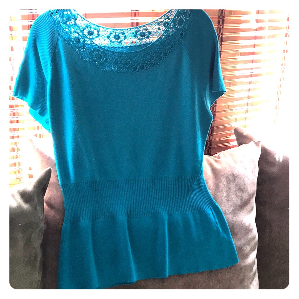 Short sleeved blouse